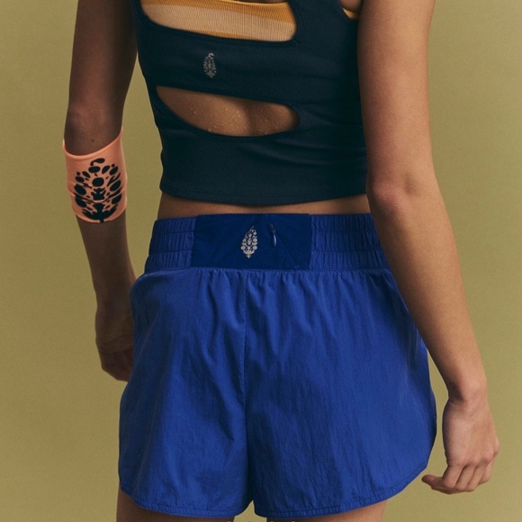 NWOT Free People Trail Angel Shorts XL - Picture 2 of 5